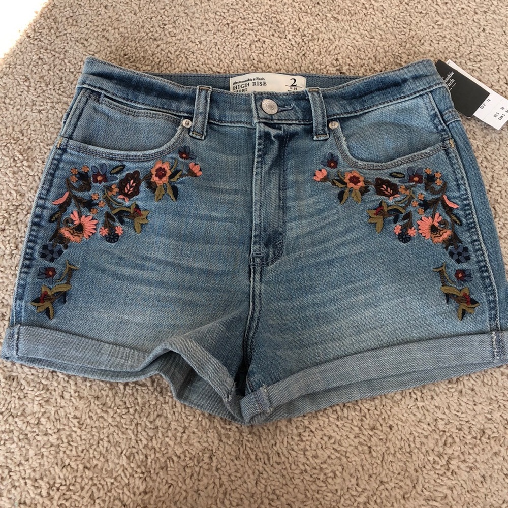 Abercrombie & Fitch embroidered denim shorts